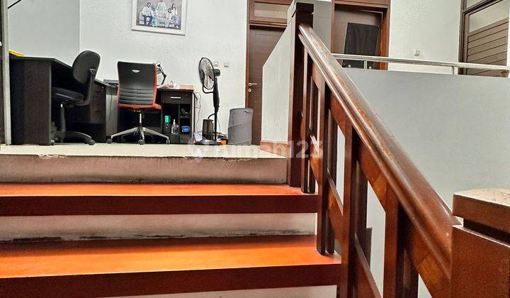Rumah 2,5 Lantai Minimalis Modern Siap Huni di Pasirluyu BKR 10
