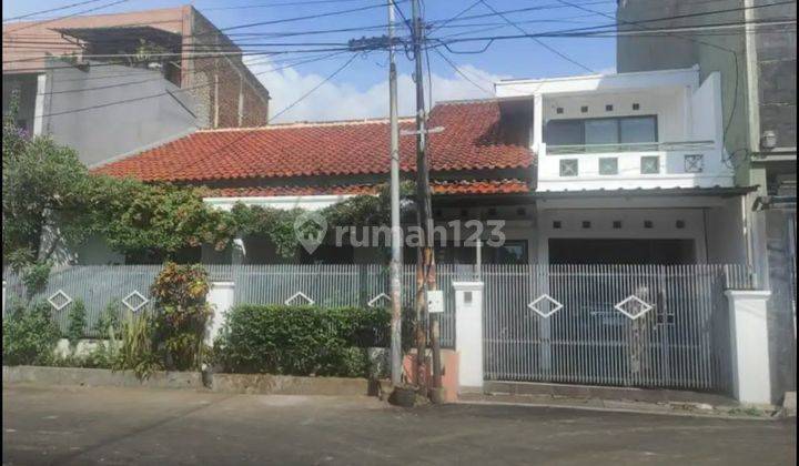 Rumah 2 Lantai Luas Lebar & Nyaman di Margahayu Raya Bandung 1