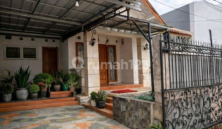 Dijual Rumah Nyaman Terawat di Setiabudi Regency Bandung