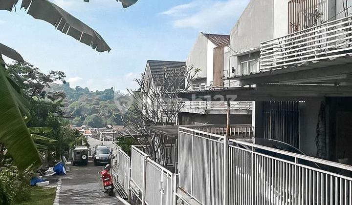 Dijual Rumah Siap Huni Furnished Sejuk Asri di Sayap Cikutra Berada Dalam Komplek Exclusive Lingkungan Sejuk & Nyaman 2