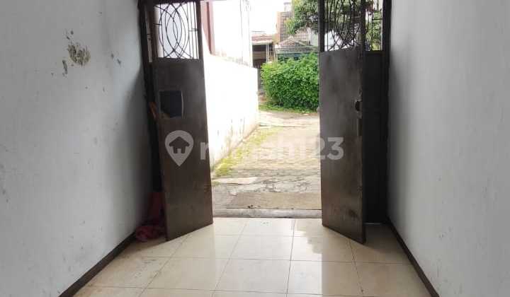 QUICK SALE 2-STORY BOARDING HOUSE STRATEGICALLY LOCATED, NEAR MARANATHA & PASTEUR TOLL ROAD EASY AND STRATEGIC ACCESS 2