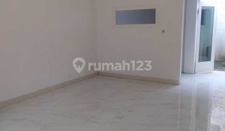 Jual Rumah komplek buah batu Regency hunian nyaman dan siap huni lokasi strategis Jual Rumah komplek buah batu Regency hunian nyaman dan siap huni lokasi strategis