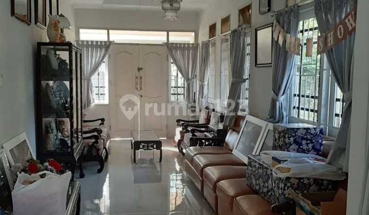 DIJUAL RUMAH 2 LANTAI DI ARCAMANIK BANDUNG HUNIAN NYAMAN DAN SIAP HUNI LOKASI STRATEGIS