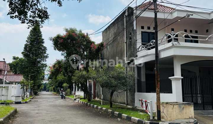 RUMAH NYAMAN HOOK MINIMALIS MODERN 2 LANTAI SIAP HUNI DI KOMPLEK ARIA GRAHA SOEKARNO HATTA BANDUNG 2