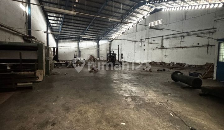 FOR RENT GEDEBAGE WAREHOUSE CONTAINER ACCESS SPACIOUS BUILDING AND STRATEGIC LOCATION