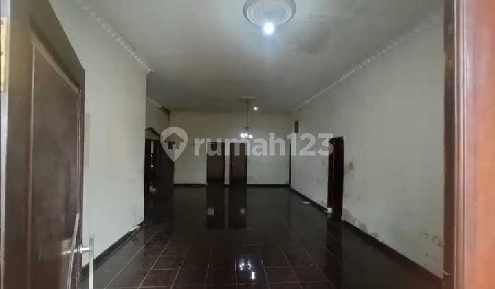 DIJUAL RUMAH 2 LANTAI LOKASI CISARANTEN ARCAMANIK BANDUNG HUNIAN LUAS DAN NYAMAN  2