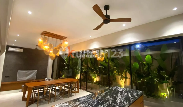 Modern Tropical Three Bedroom Villa With Private Enclosure In Batu Bolong (Available On 01St April 2026) Yrv4580 2