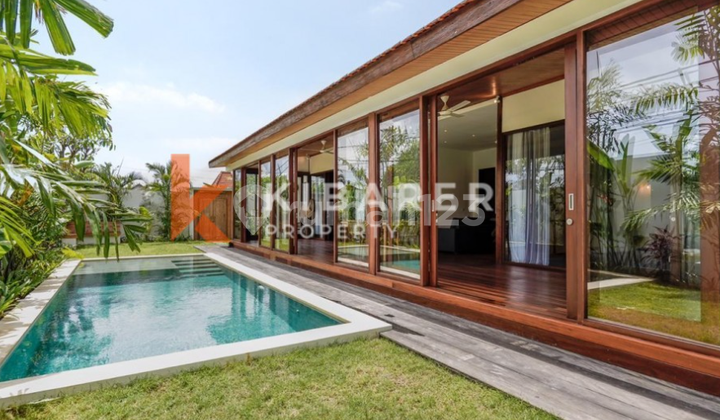Beautiful Three-Bedroom Villa with Enclosed Living in Padonan YRL2220 Beautiful Three-Bedroom Villa with Enclosed Living in Padonan YRL2220