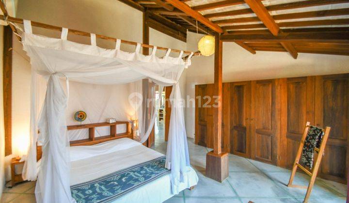 Stylish And Spacious Villa  In Kedungu Vl1989