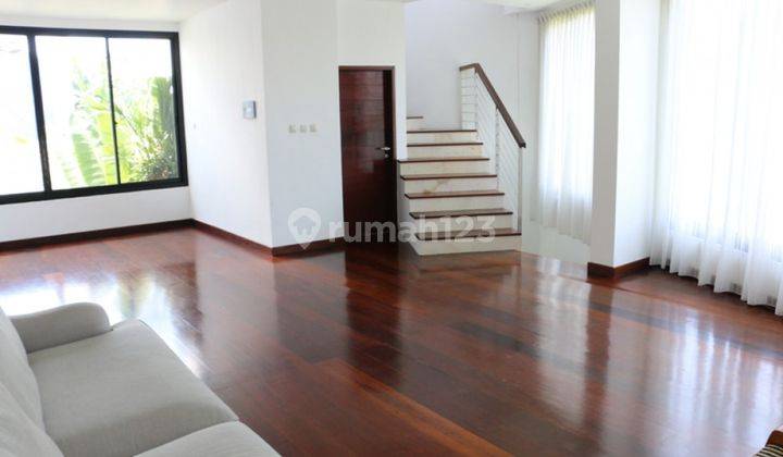 MINIMALIST MODERN FOUR LEVEL FREEHOLD VILLA IN TEGAL CUPEK VL1836 2