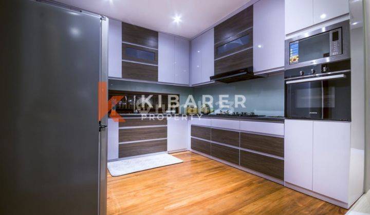 Modern Five Bedroom Villa With Ungasan View Minimum 5 Years Yre5284 4