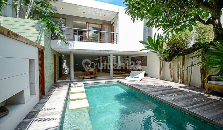 MODERN VILLA IN PRIME LOCATION OF SEMINYAK VL1169 1