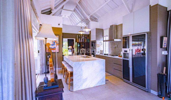 Gorgeous Stylish Freehold Villa With River View In Fashionable Tumbak Bayuh Vl2283 2