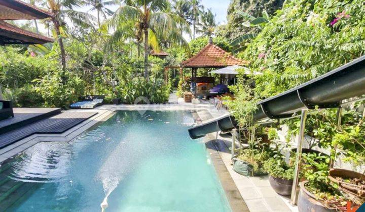 Pleasant Five Bedrooms Family Home Walking Distance To The Beach Vl2512 10