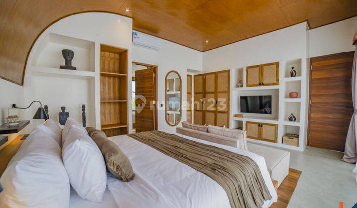 THREE BEDROOMS VILLA IN CANGGU AREA WITH PRICE USD 299.000 11