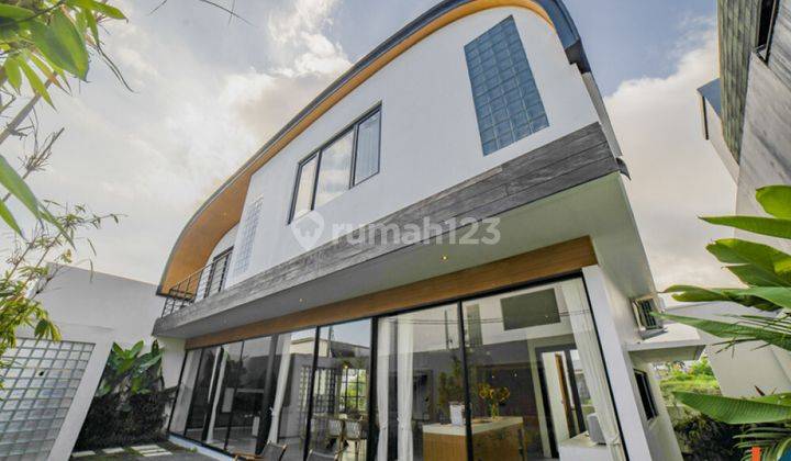 THREE BEDROOMS VILLA IN CANGGU AREA WITH PRICE USD 299.000 26
