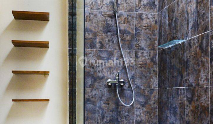 Charming Freehold Villa  In The Heart Of Legian Vl2296