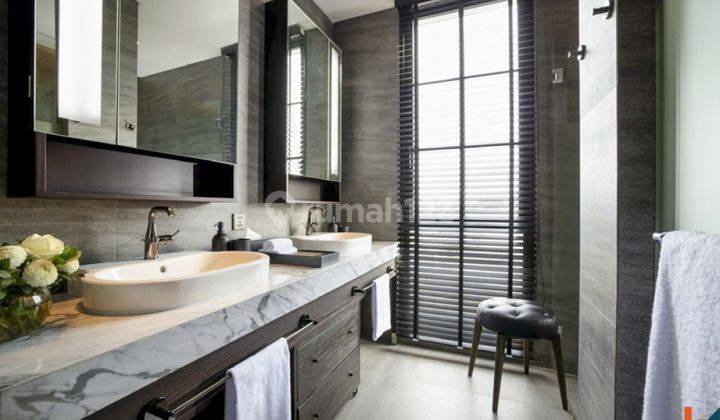 High End Exclusive Freehold Property Vl2557