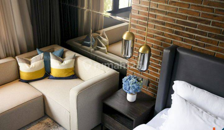 High End Exclusive Freehold Property Vl2557