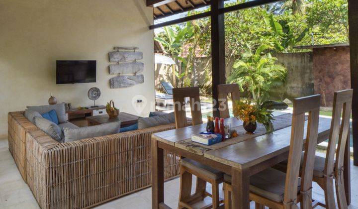 Three Oceanside Villas With Amazing Investment Returns Vl2552