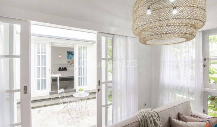 Colonial Four Bedrooms Freehold Villa In Umalas Vl2589