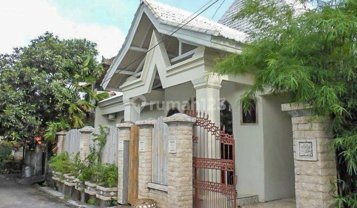 Modern Unique Freehold Villa In Kerobokan Vl1469 1