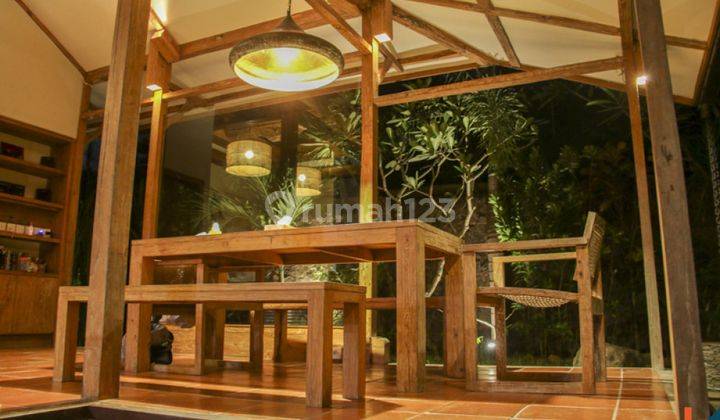 Comfortable Romantic Freehold Villa In Gili Trawangan Vl2722 3