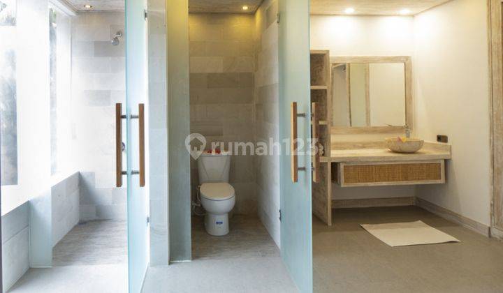 Oceanside Freehold Villa With Amazing Investment Returns Vl2588 13