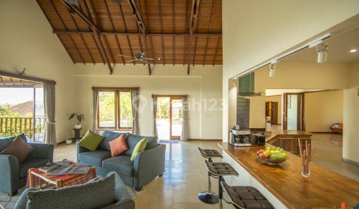 Freehold Villa With Amazing Ocean View In Buleleng Vl2678 2