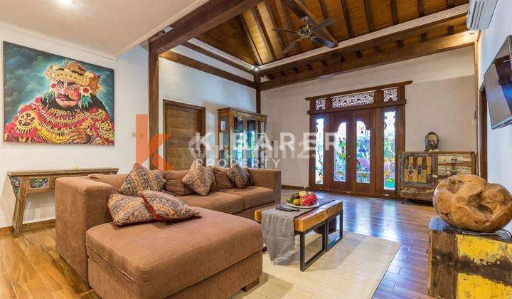 Beautiful Two Bedroom Joglo Villa Situated In Canggu Yre5630 2