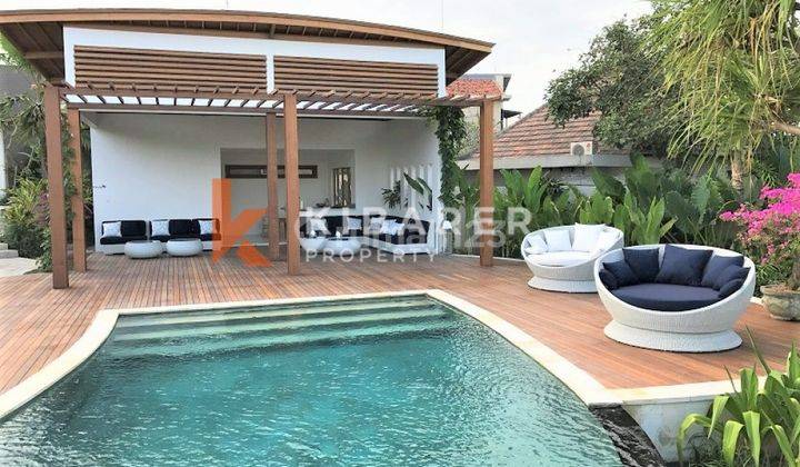 Luxury Five Bedrooms Closed Living Villa In Pererenan Available On 6 October Yrl2275 2