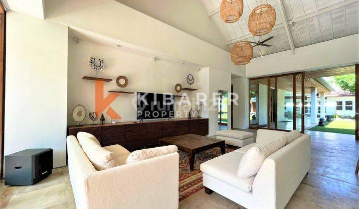 Big Garden Five Bedroom Enclosed Living Villa In Bumbak Umalas Available January Yrl2656 2