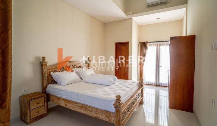 Wonderful Three Bedroom Enclosed Living Room Villa Closed To Sanur Beach Yrr3313 2