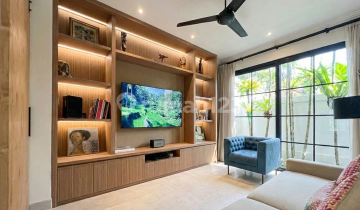 Modern Three Bedroom Townhouse Villa For Sale In Seminyak Vl1620