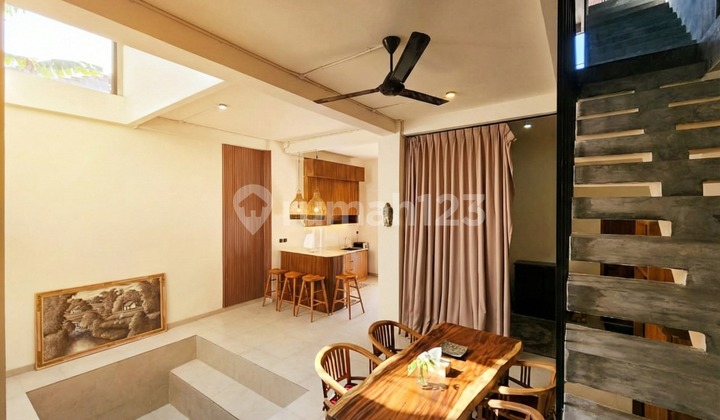 Brand New Two Bedroom Leasehold Industrial Townhouse In Tibubeneng Vl3342