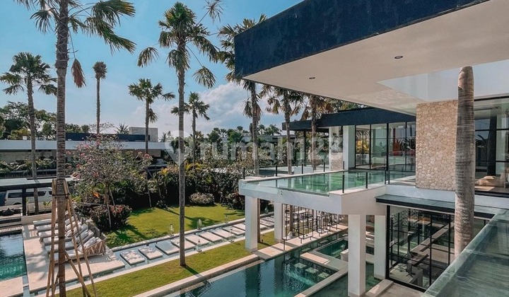 Villa Mewah Freehold Modern Desainer Dijual di Canggu VL2441 Villa Mewah Freehold Modern Desainer Dijual di Canggu VL2441