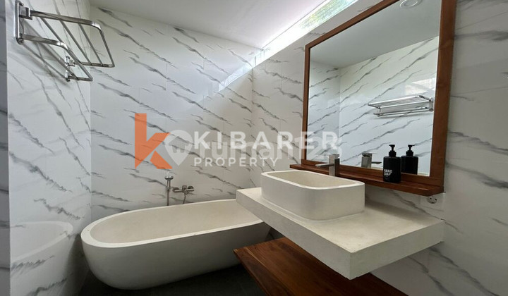 Homey Three Bedroom Tropical Villa Enclosed Living Room in Umalas YRR3331 2
