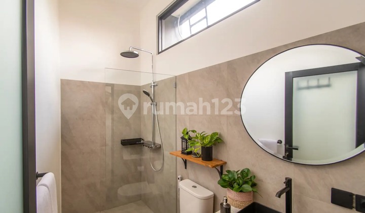 Brand new charming three bedroom leasehold property in prime area of Tumbak Bayuh VL3411 2