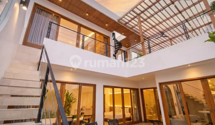 New Multilevel Three Bedroom Villa With Rooftop For Lease In Tumbak Vl3004