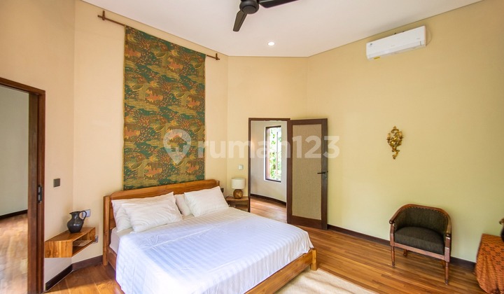 Great five bedroom freehold estate for sale in Jimbaran VL3207 2