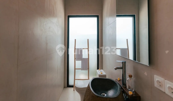 Modern two bedroom Mediterranean influenced property for sale in Melasti VL3397 Modern two bedroom Mediterranean influenced property for sale in Melasti VL3397