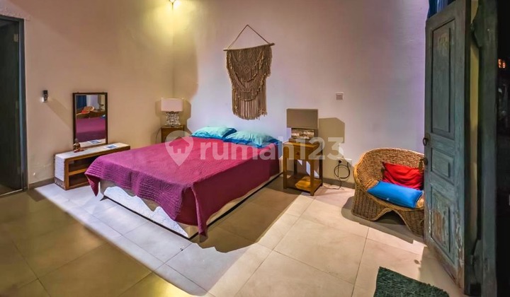 Traditional Style Six Bedroom Leasehold Property In Tumbak Bayuh Vl3312 2