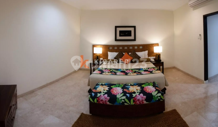 Touch Tropical Four-Bedrooms Open Living Villa in Jimbaran YRC5268