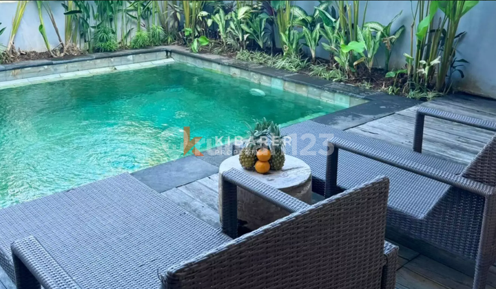 Rice Field Surrounded Three Bedroom Villa in Tabanan YRJ6218