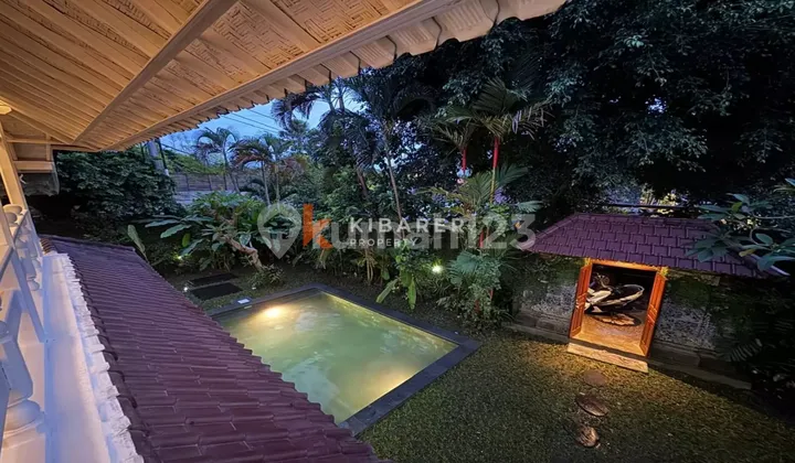 Stylish Living in Umalas: Three-Bedroom Villa with Garden and Enclosed Living (Available in October 2025) YRR3602 1