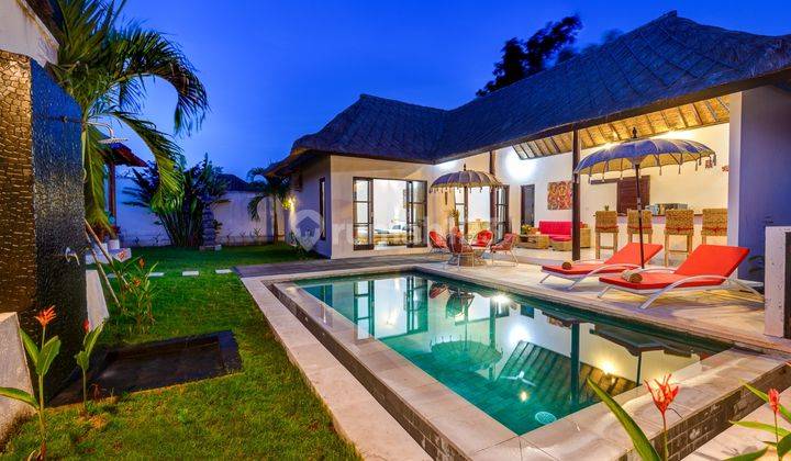 Stylish Two Bedroom Balinese Villa For Lease In Ungasan Vl3187 1