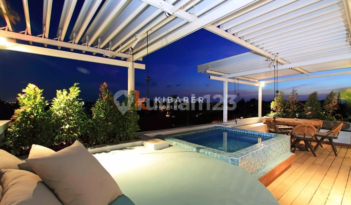 Bohemian One-bedroom Penthouse with Jacuzzi and Elevator in Prime Kerobokan YRJ6103