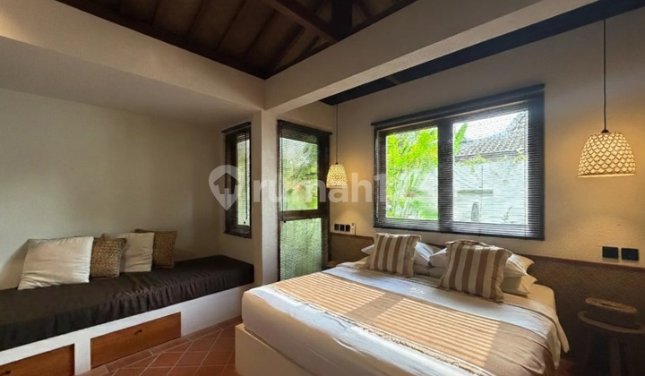 Brand New One Bedroom Leasehold Villa With Joglo Influences In Uluwatu Vl3539 2