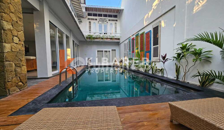 Homey Three Bedroom Tropical Villa Enclosed Living Room in Umalas YRR3331 1
