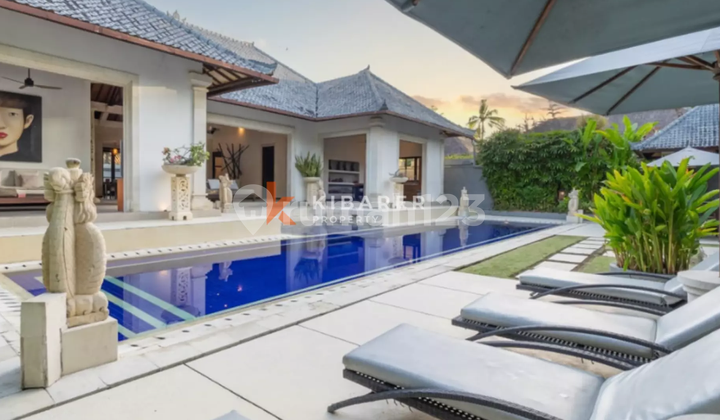 Tropical Hideaway - Expansive Five Bedroom Villa In Seminyak's Golden Triangle (Available On 06Th January 2026) Yrv4549